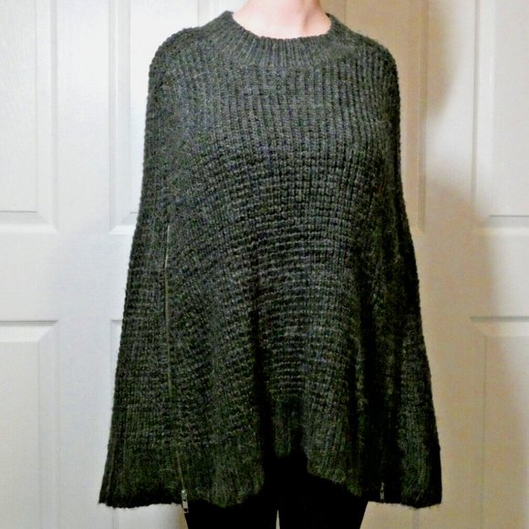 Mod Gray Cape Knit French Connection Vintage Sweater Poncho Zip up Sides Size M - Picture 3 of 13